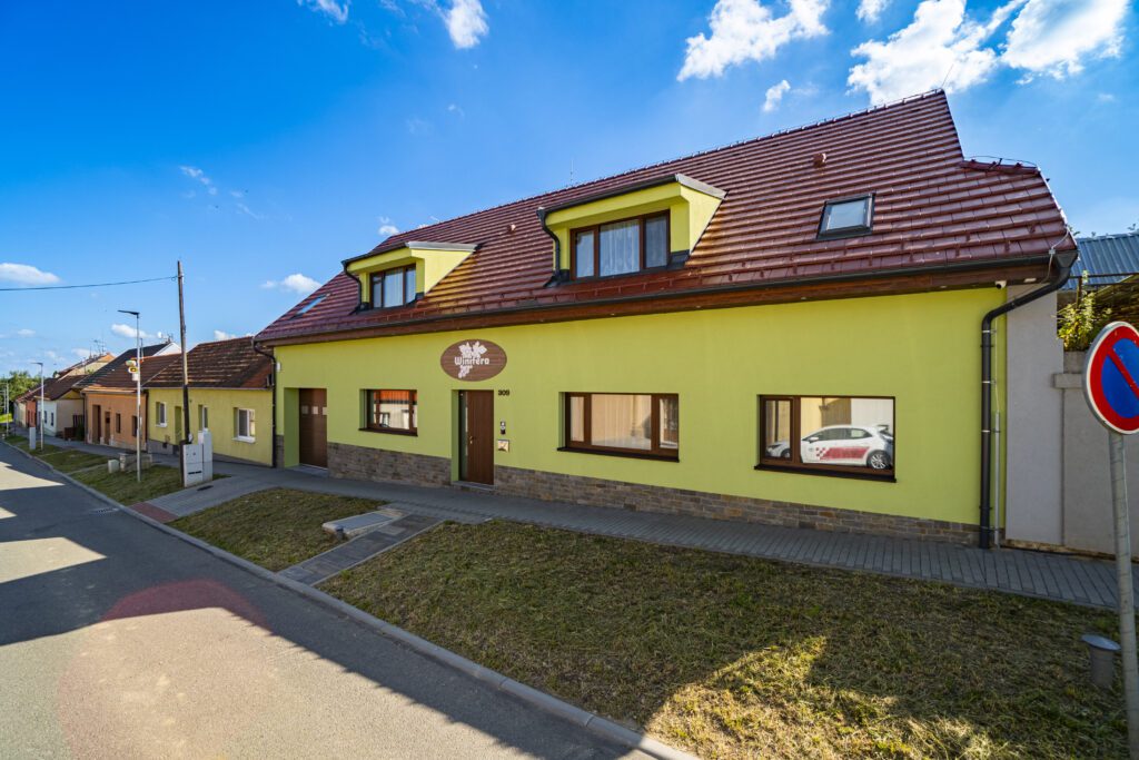 Penzion Winifera, který se nachází v Pavlově na Pálavě.